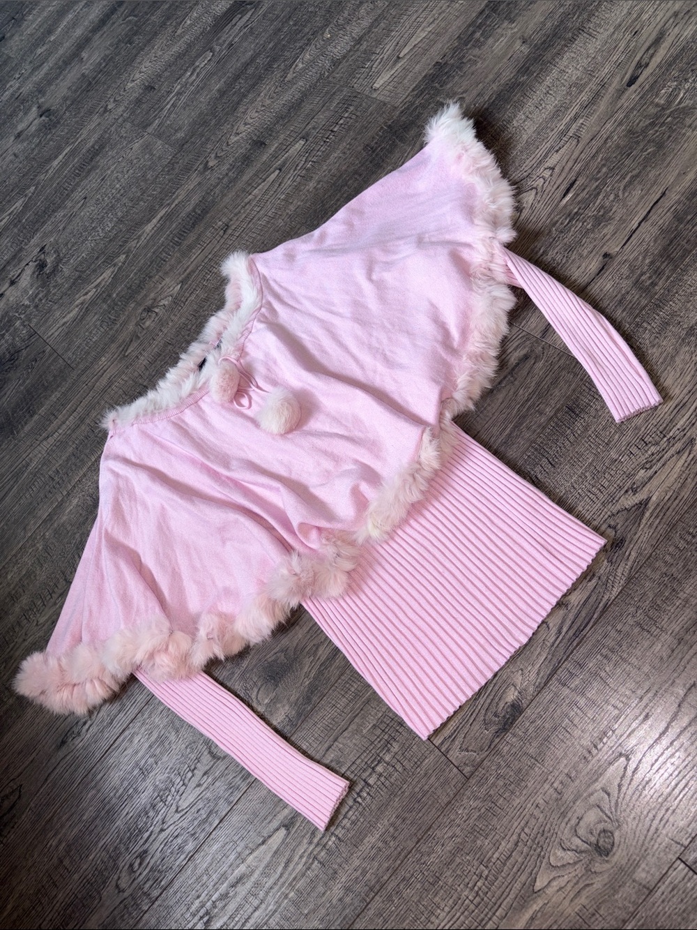 Light Pink Faux-Fur Trim Capelet-Sweater